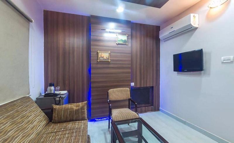 Hotel Tara International Хайдарабад Экстерьер фото