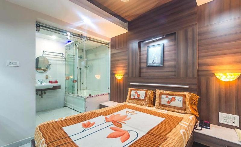 Hotel Tara International Хайдарабад Экстерьер фото