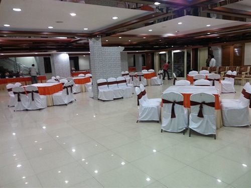 Hotel Tara International Хайдарабад Экстерьер фото